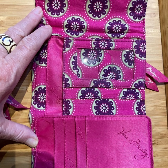 Very Bradley Two Clean Wallets - Picture 5 of 8